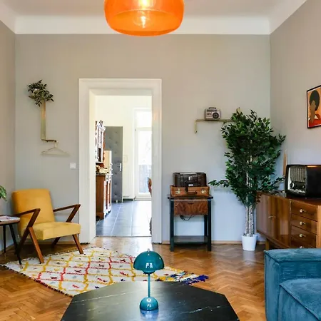 Apartment Kunstvolles Im Zentrum - Free Parking