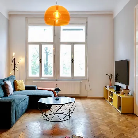 Apartment Kunstvolles Im Zentrum - Free Parking *