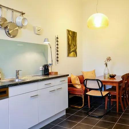 Апартаменты Historic Center Boutique 3 - Free Parking - Schlossberg View - By Casa Momo *