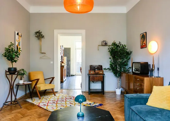 Apartament Historic Center Boutique 3 - Free Parking - Schlossberg View - By Casa Momo